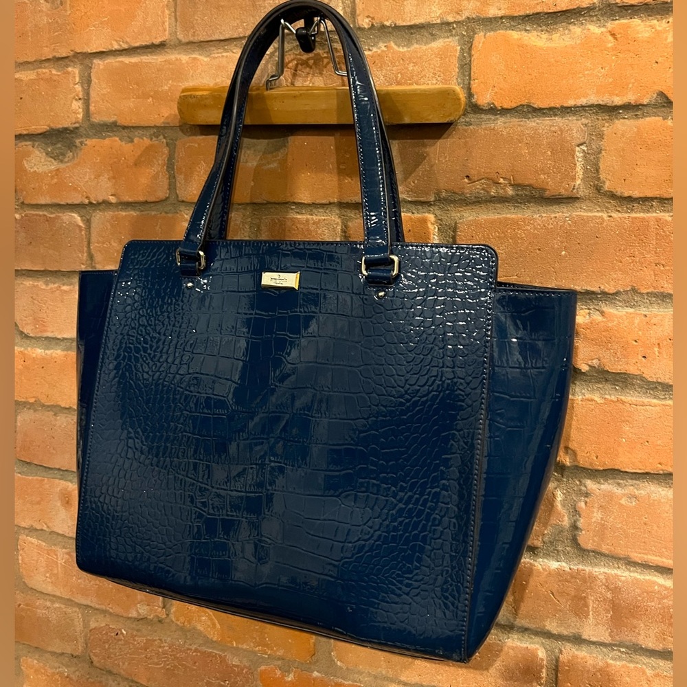 NWT Kate Spade navy blue purse